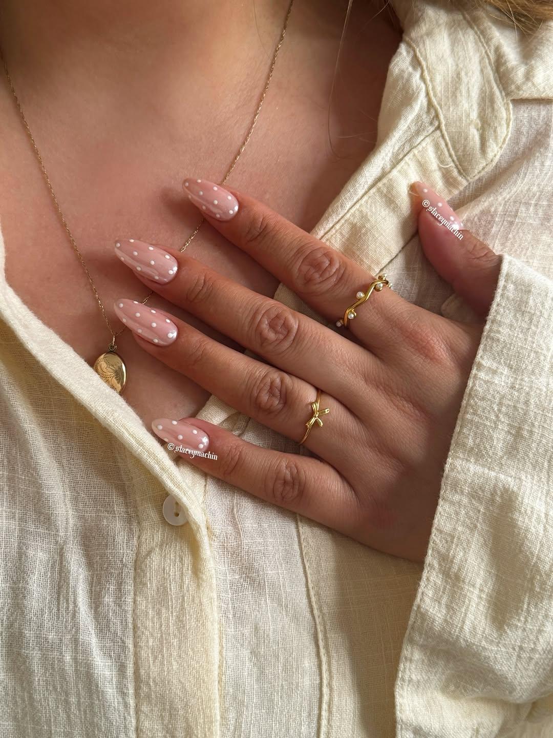 Φωτογραφία Instagram/Stacey Machin Nail Artist
