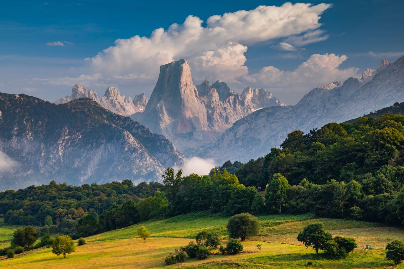 Ναράνχο ντε Μπούλνες/ Φωτογραφία: Shutterstock