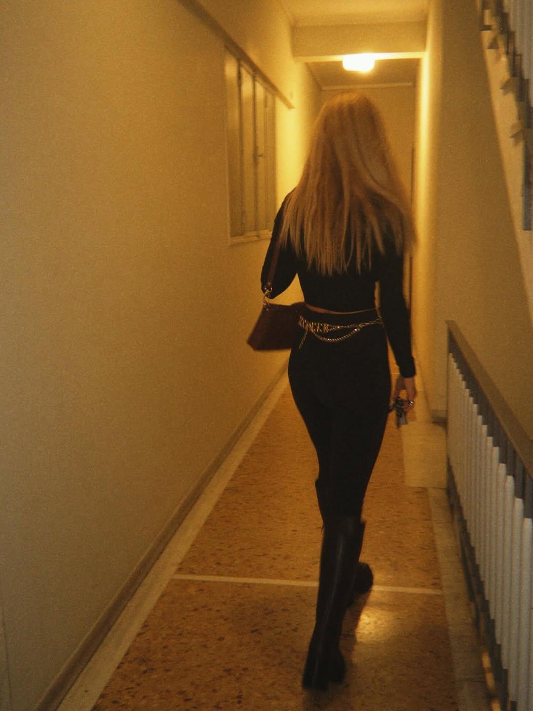 Νατάσα Εξηνταβελώνη/ @exidaveloninatasa