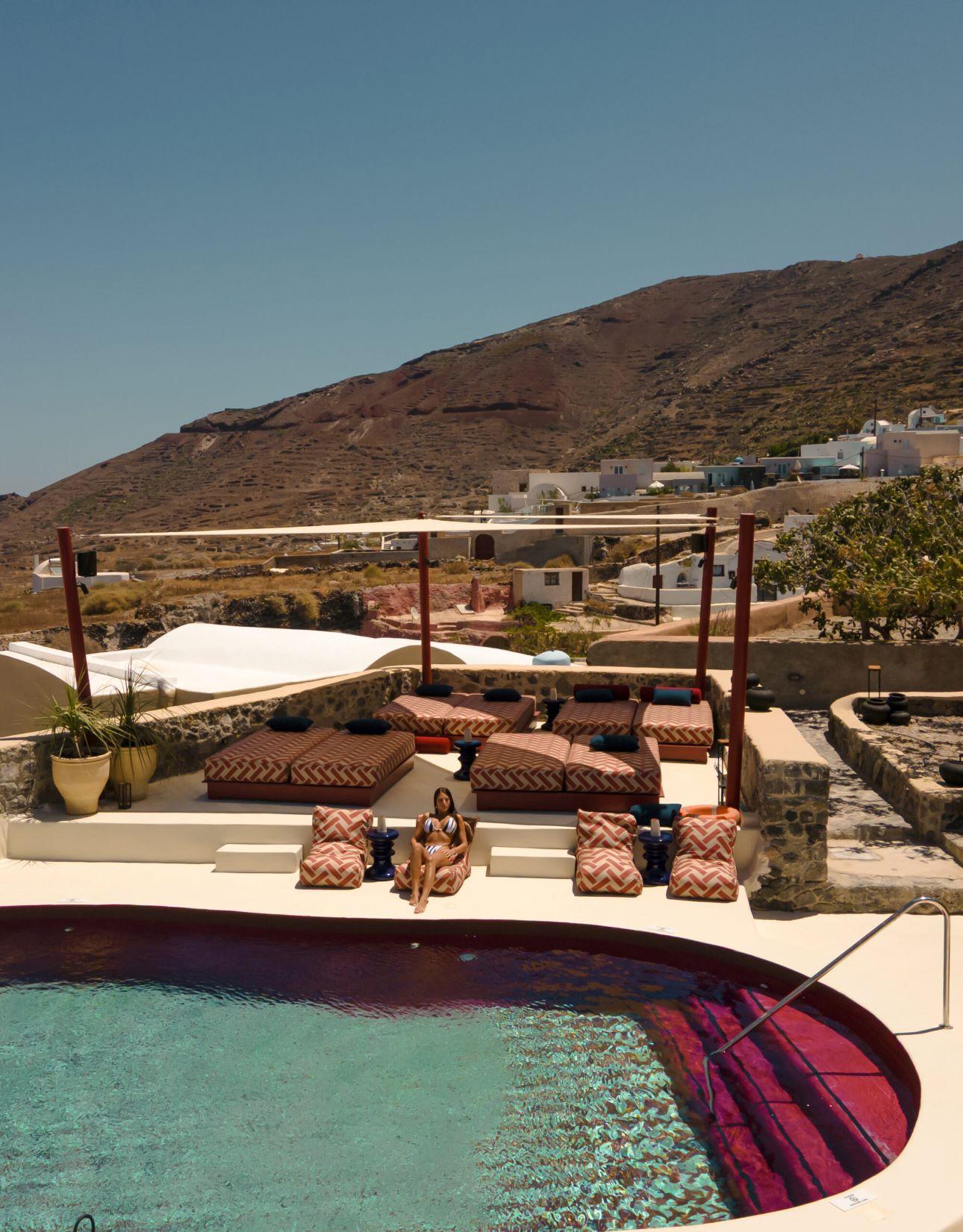 Η πισίνα του ξενοδοχείου