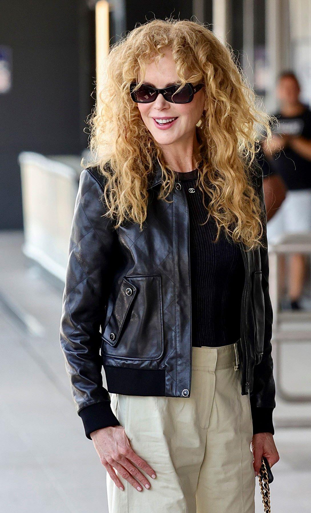 Η Νικόλ Κίντμαν με τα μαλλιά της στο φυσικό σγουρό τους/ Φωτογραφία: ﻿Splash / Profimedia