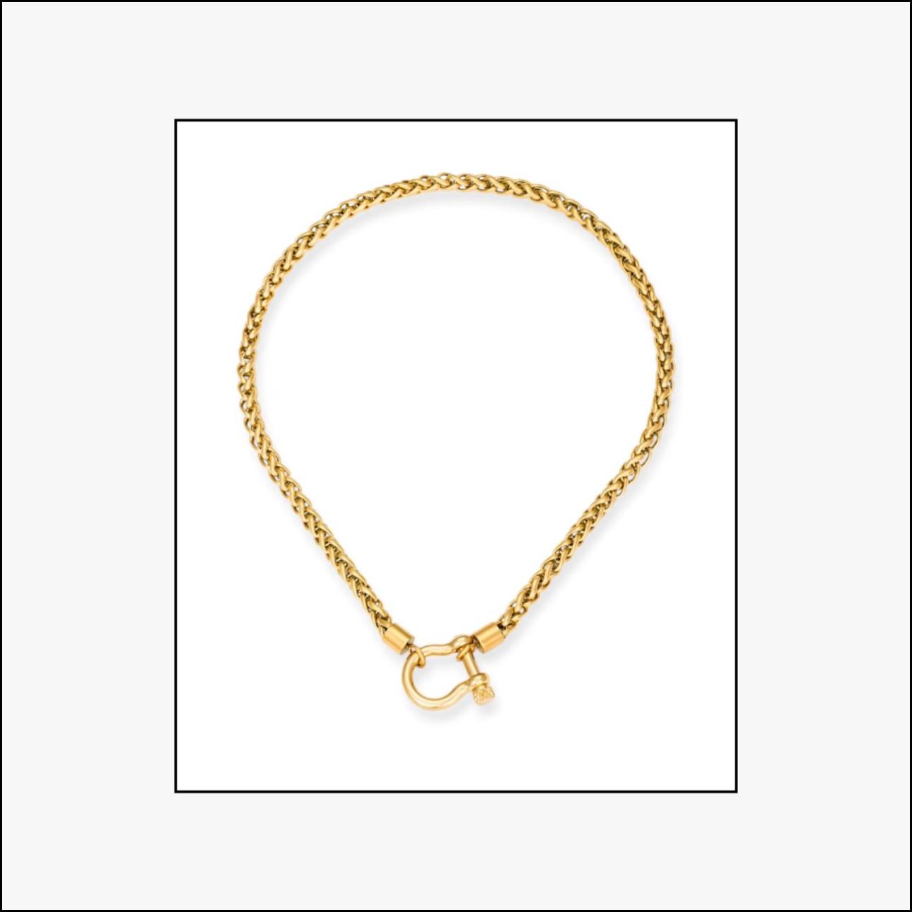 Κολιέ, €121, Wolf &amp; Badger, wolfandbanger.com