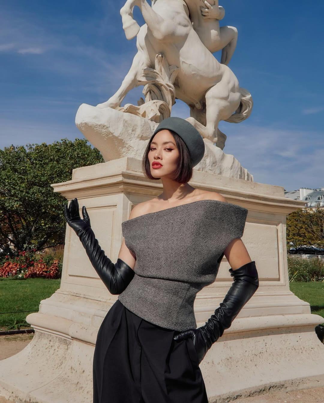 Ένα off shoulder τοπ είναι must για το φθινόπωρο/Φωτογραφία: Instagram/handinfire