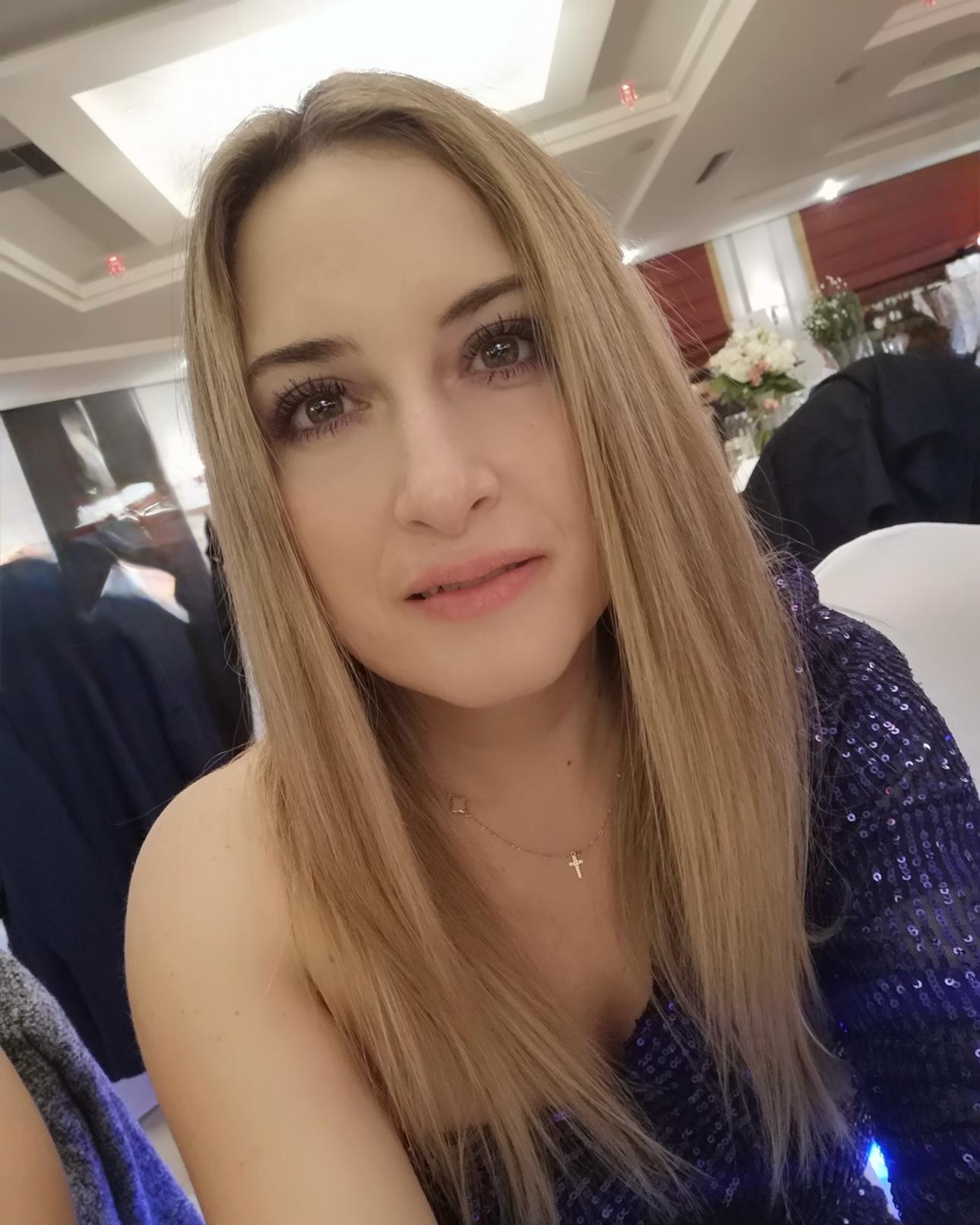 Η Ιωάννα Παλιοσπύρου σε φωτογραφία πριν την επίθεση με βιτριόλι/ Φωτογραφία: Instagram: paliospirou.joanna