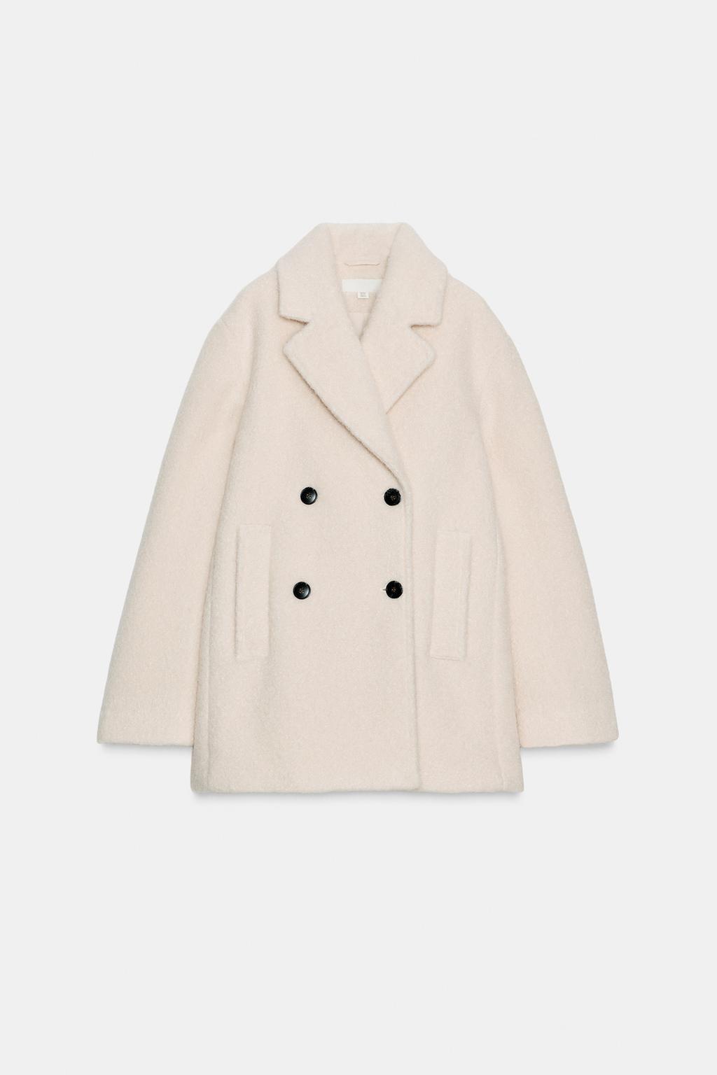 Μίντι παλτό από ύφασμα bouclé (59.95€)/Φωτογραφία: Zara 