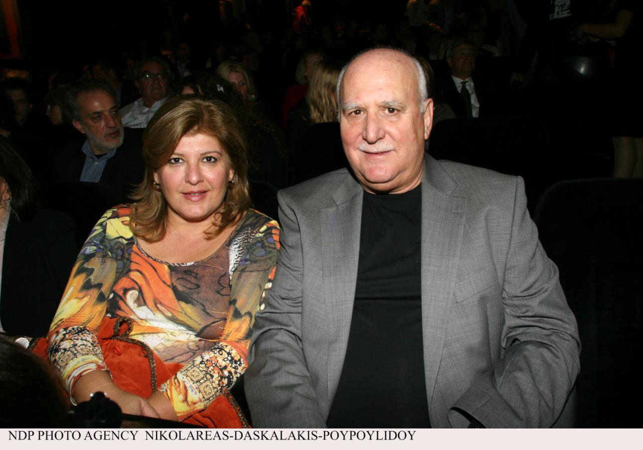 Πρεμιέρα θέατρο Χορν το 2010 "Κόκκινο". Ο Γιώργος Παπαδάκης με τη σύζυγό του.