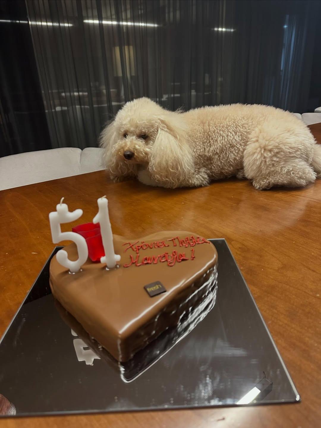 Η ΚούκιΠέγκυ Ζήνα/ @peggyzina_official