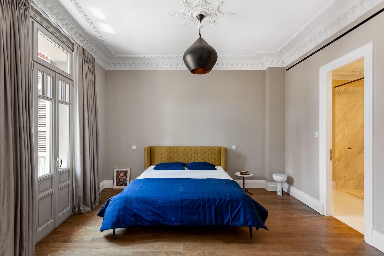 Μία από τις τέσσερις κρεβατοκάμαρες/ Φωτογραφία: Μαριάνα Μπίστη 