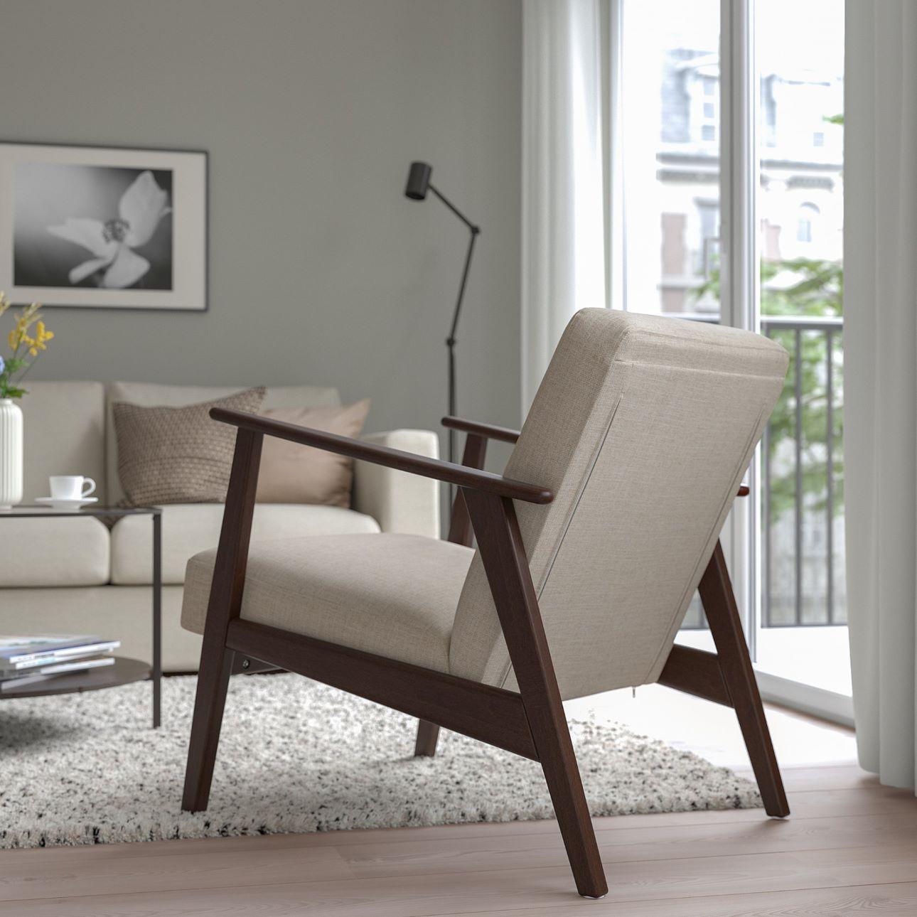  Πολυθρόνα EKENÄSET/ Φωτογραφία: IKEA  
