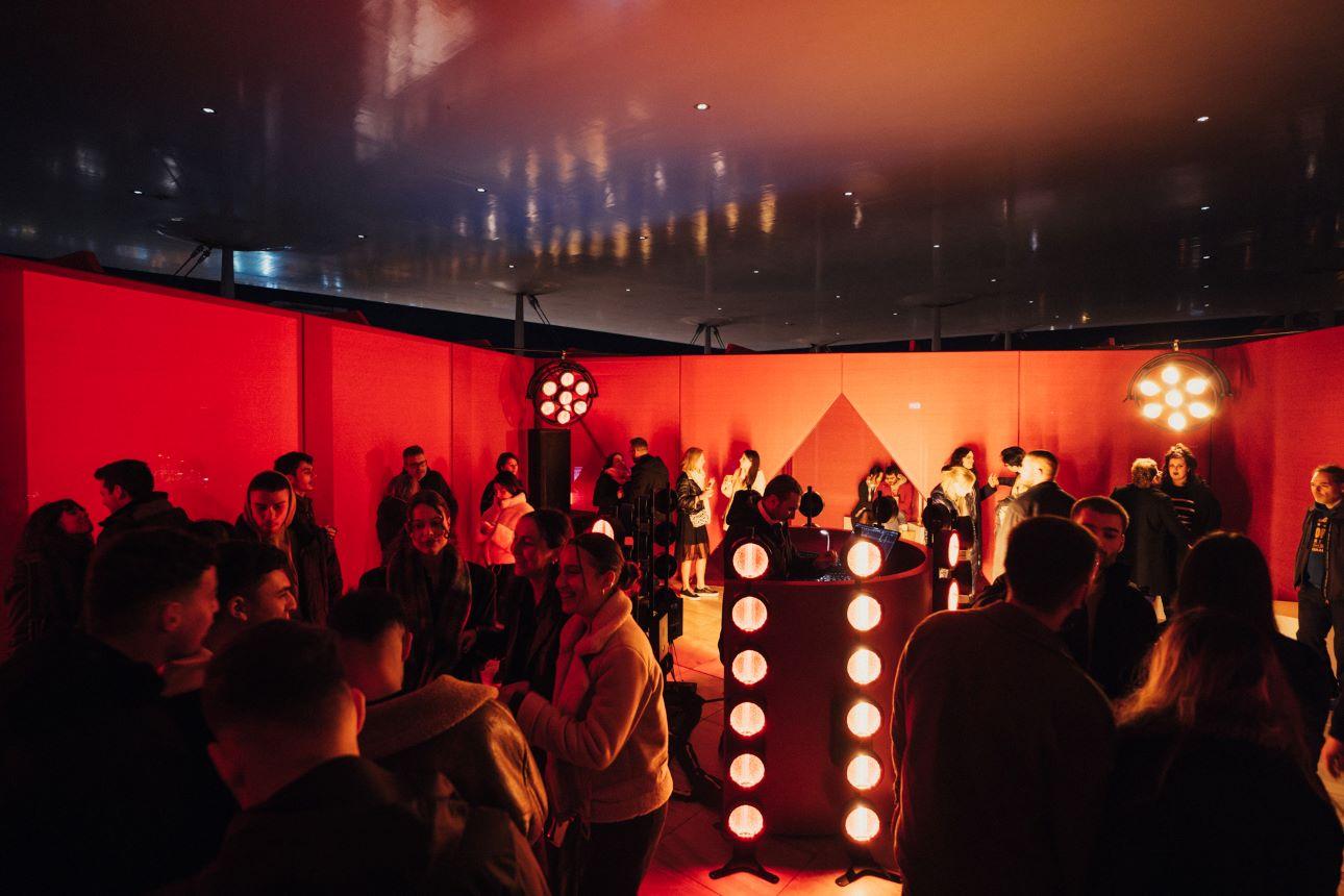 360 Pop-Up Bar στον Φάρο/ Φωτιγραφία: Αργύρης Λιόσης