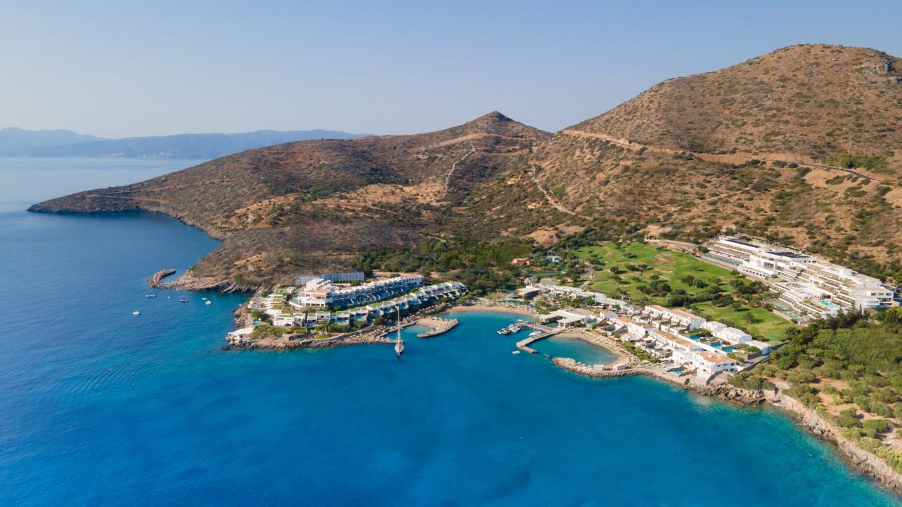 Το Porto Elounda από ψηλά/ Φωτογραφία: Porto Elounda