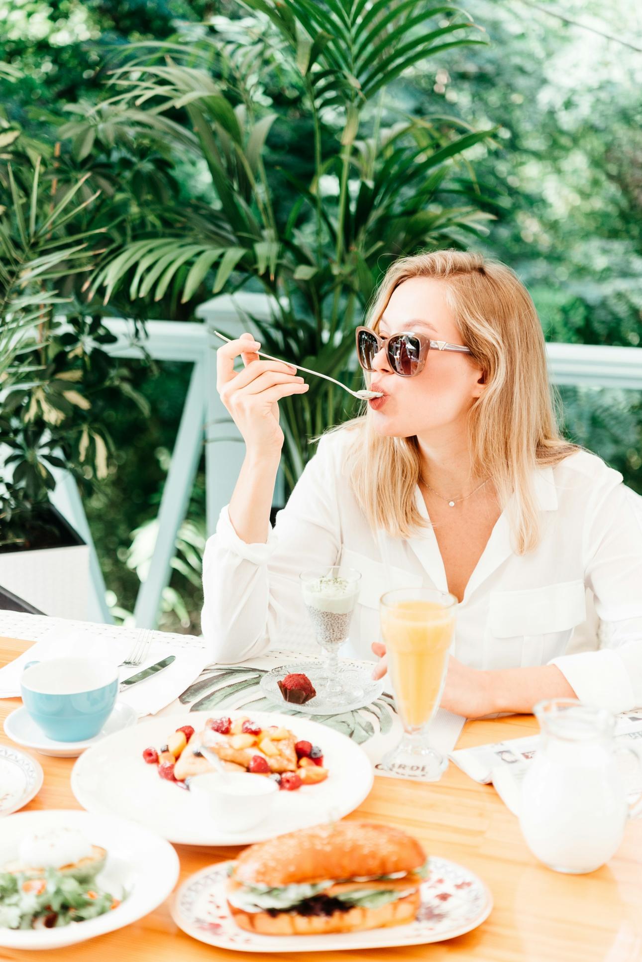  Tο πρωινό που καταναλώνεται νωρίς σχετίζeται με τη ρύθμιση της ινσουλίνης και τον έλεγχο της αποθήκευσης λίπους, έδειξε η έρευνα.  Φωτογραφία: Unsplash  