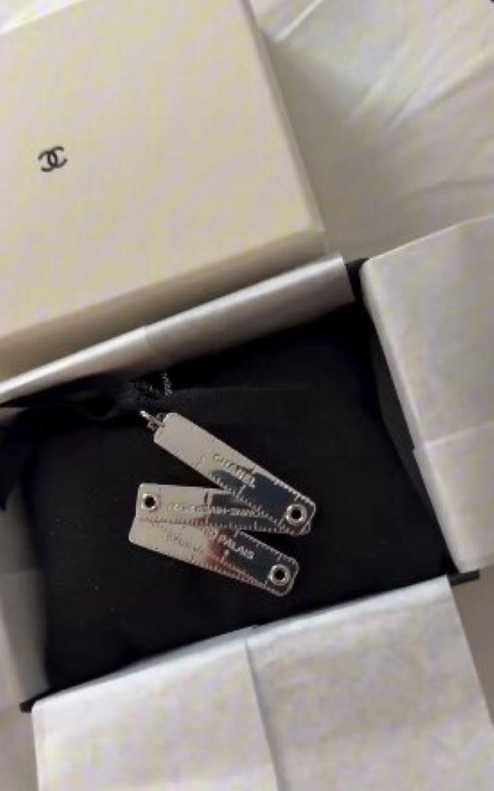   Το προσκλητήριο της Chanel για την επίδειξη FW26 / Φωτογραφία: TikTok @beyzanurapaydin