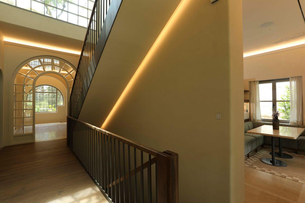 Ένα από τα πιο χαρακτηριστικά στοιχεία που διατηρούνται είναι ο ισχυρός άξονας εισόδου με τις εσωτερικές καμάρες/ Φωτογραφία: Σ. Διαμαντοπούλου  