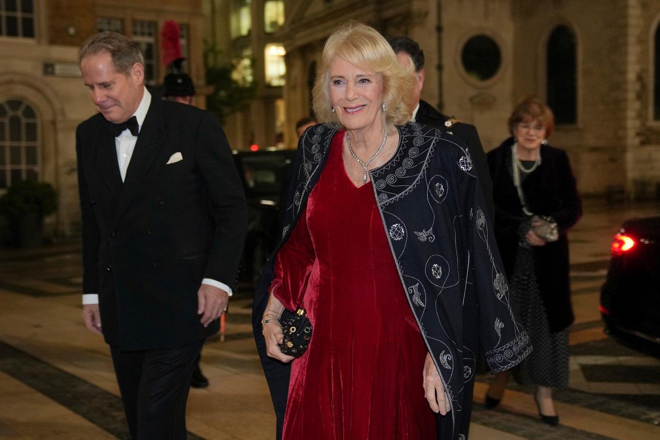 Βασίλισσα Καμίλα/ AP Images