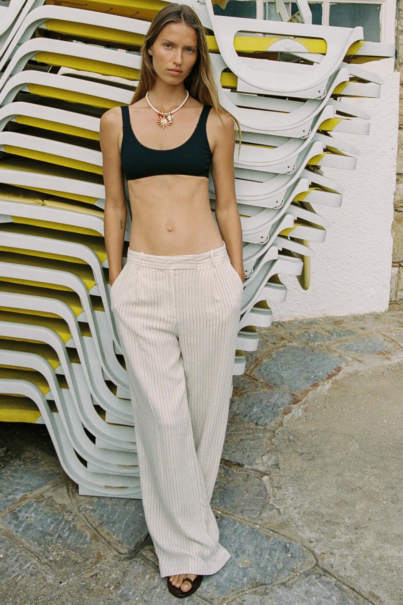 Ριγέ παντελόνι από τα Zara