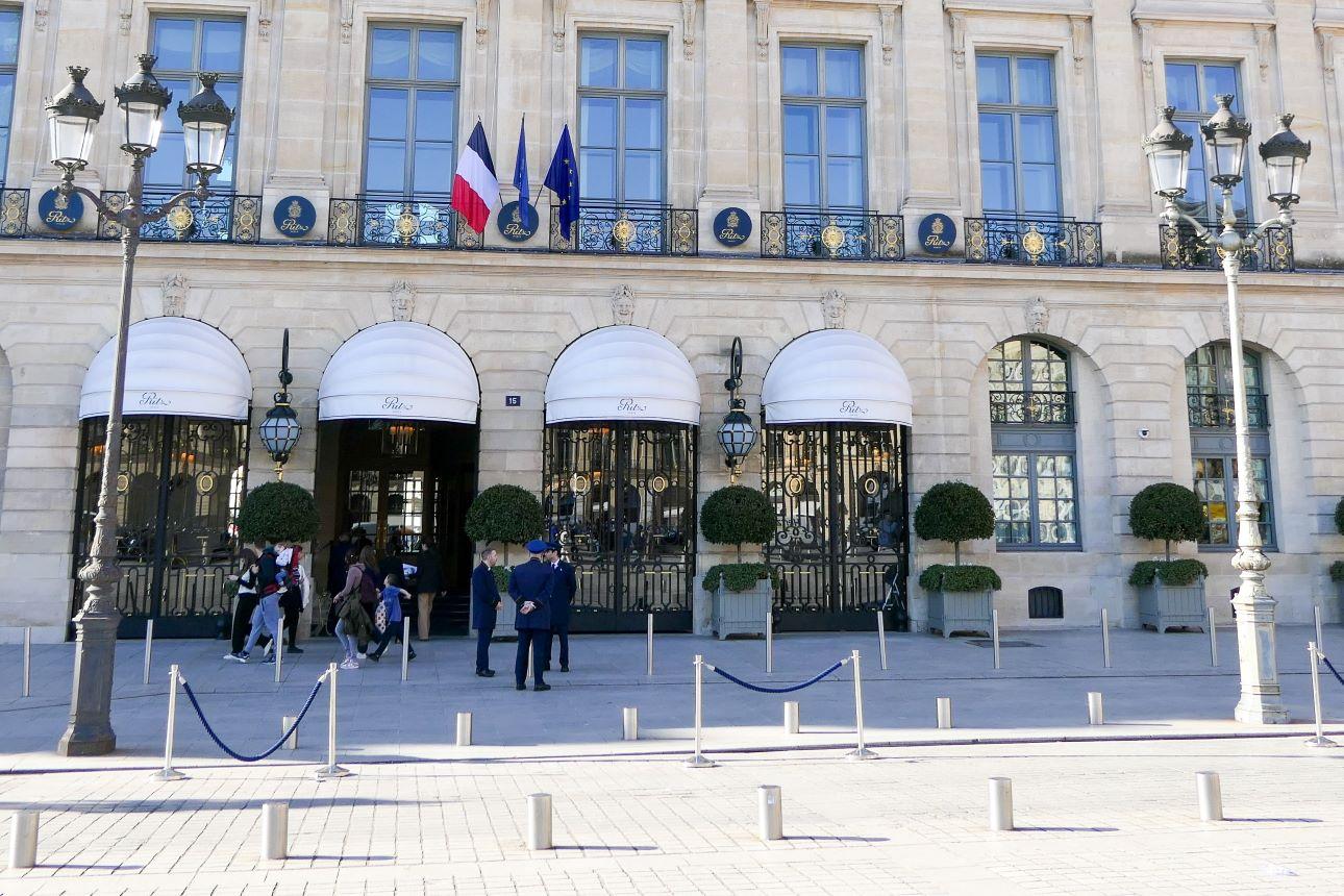 Η πλατεία Vendome και το ξενοδοχείο Ritz, στο Παρίσι/ Φωτογραφία: Shutterstock