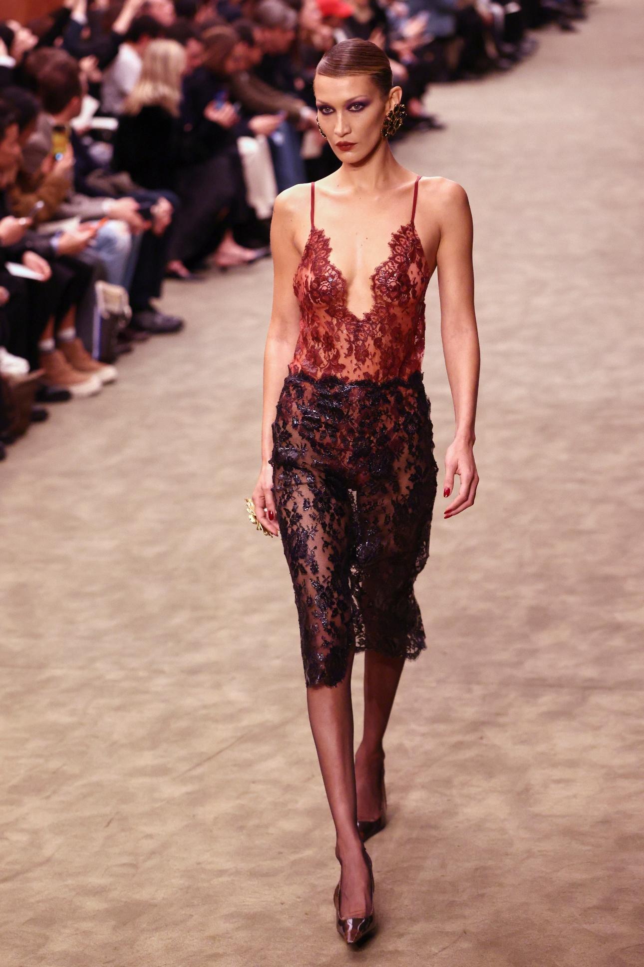 Saint Laurent F/W 2026-2027/ AP Images