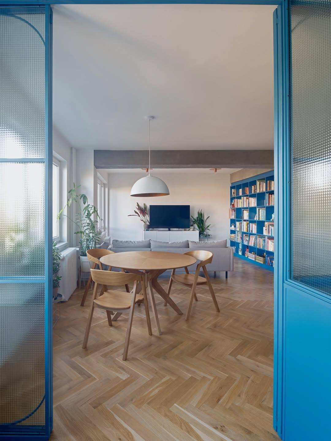 Το σαλόνι του σπιτιού/ Φωτογραφία: Instagram/ @b2architecture.eu  