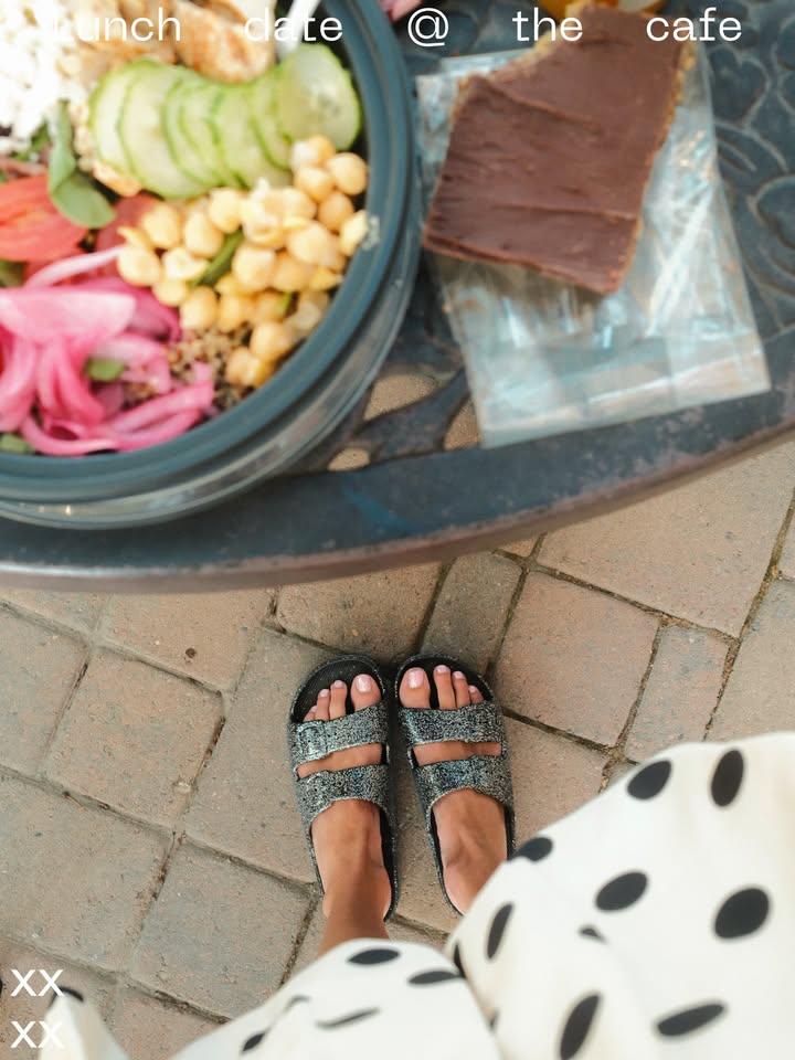 Φωτογραφία: IG @happilyeverallen