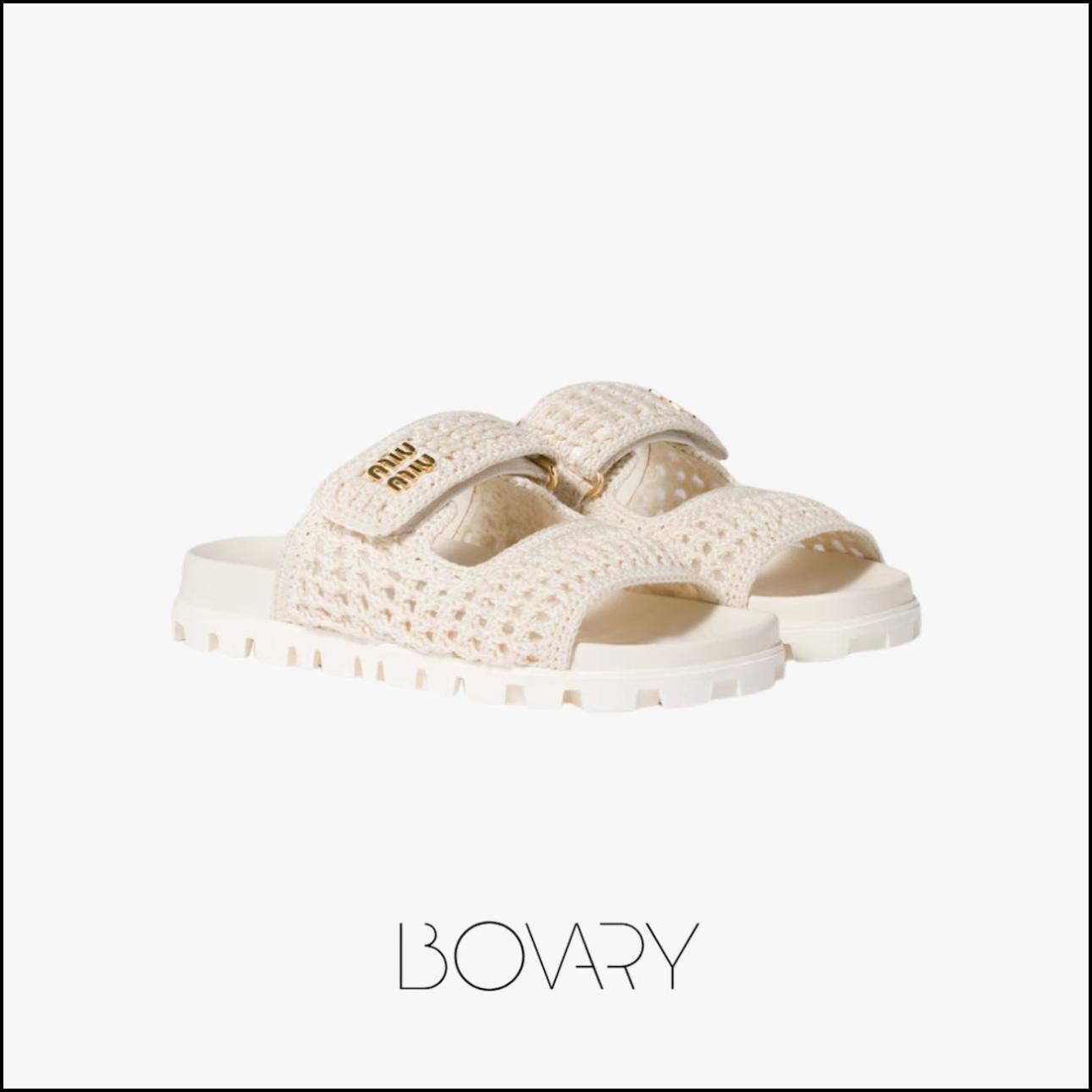 Crochet σανδάλια, €1.200, Miu Miu, miumiu.com