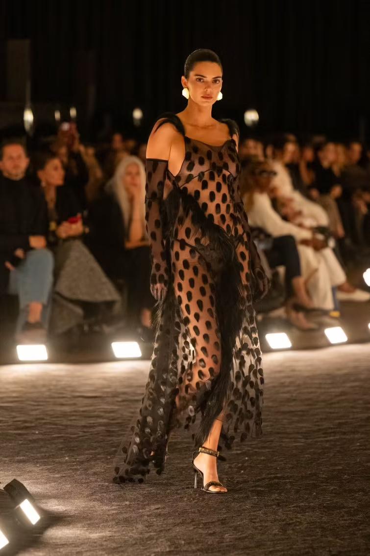 Κένταλ Τζένερ/ Courtesy of Schiaparelli