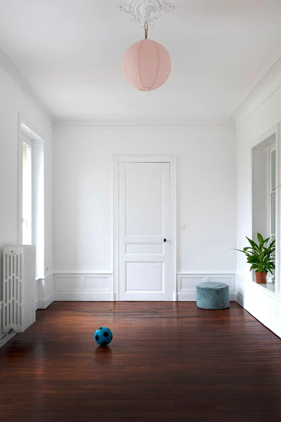 Το Dubocq House δεν αντιμετωπίζει την ανακαίνιση ως συνένωση δύο κτιρίων, αλλά ως νέα αρχιτεκτονική οργάνωση/ Φωτογραφία: Pabellón 33 ﻿  