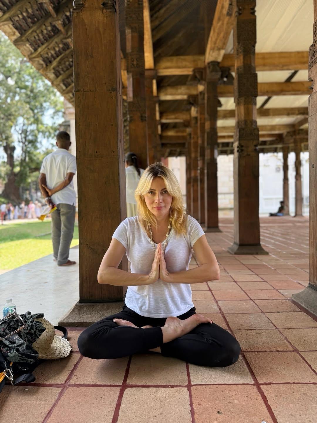 Σμαράγδα Καρύδη/ @smaragda_karidi_official