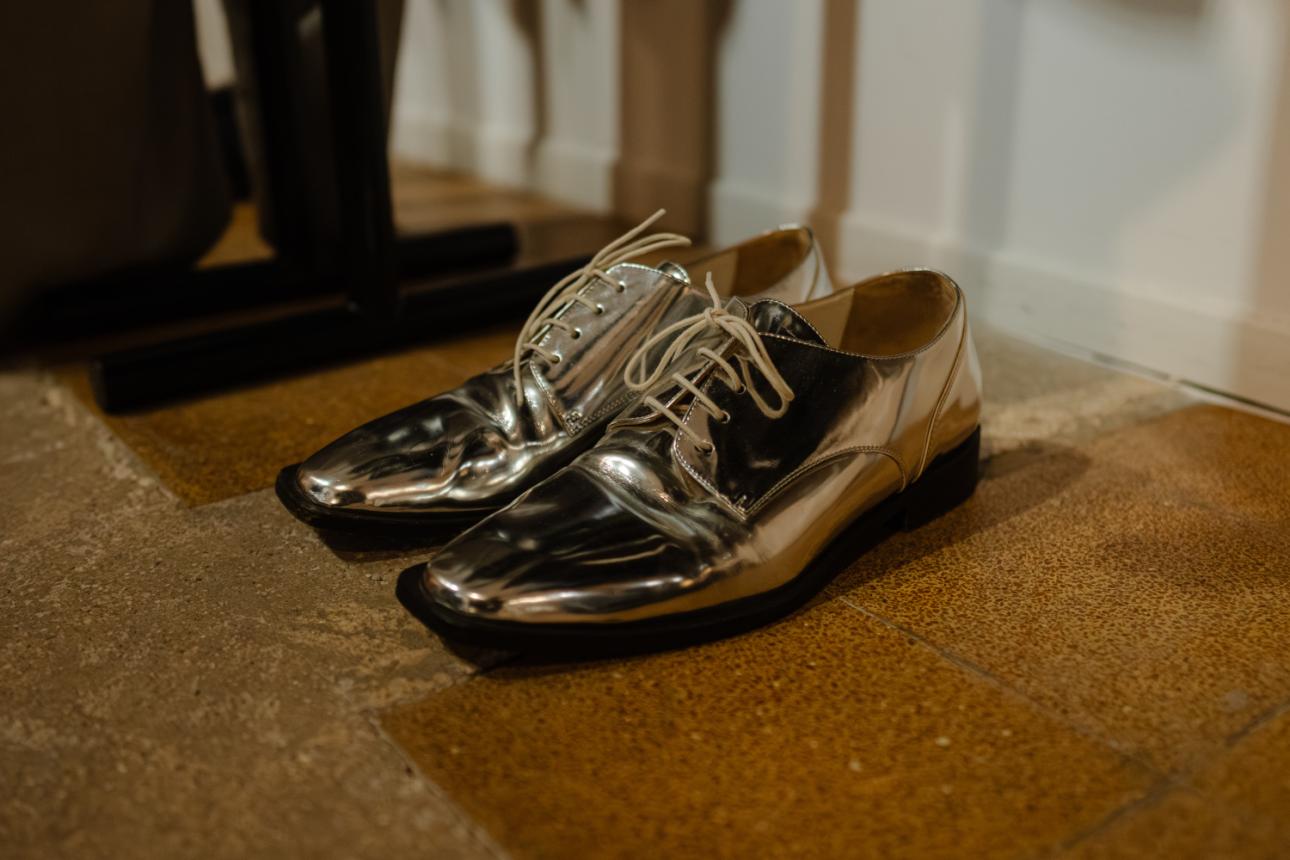  Λεπτομέρεια παπουτσιού στο ατελιέ./Φωτογραφία: Παναγιώτης Μάλλιαρης για το Bovary  