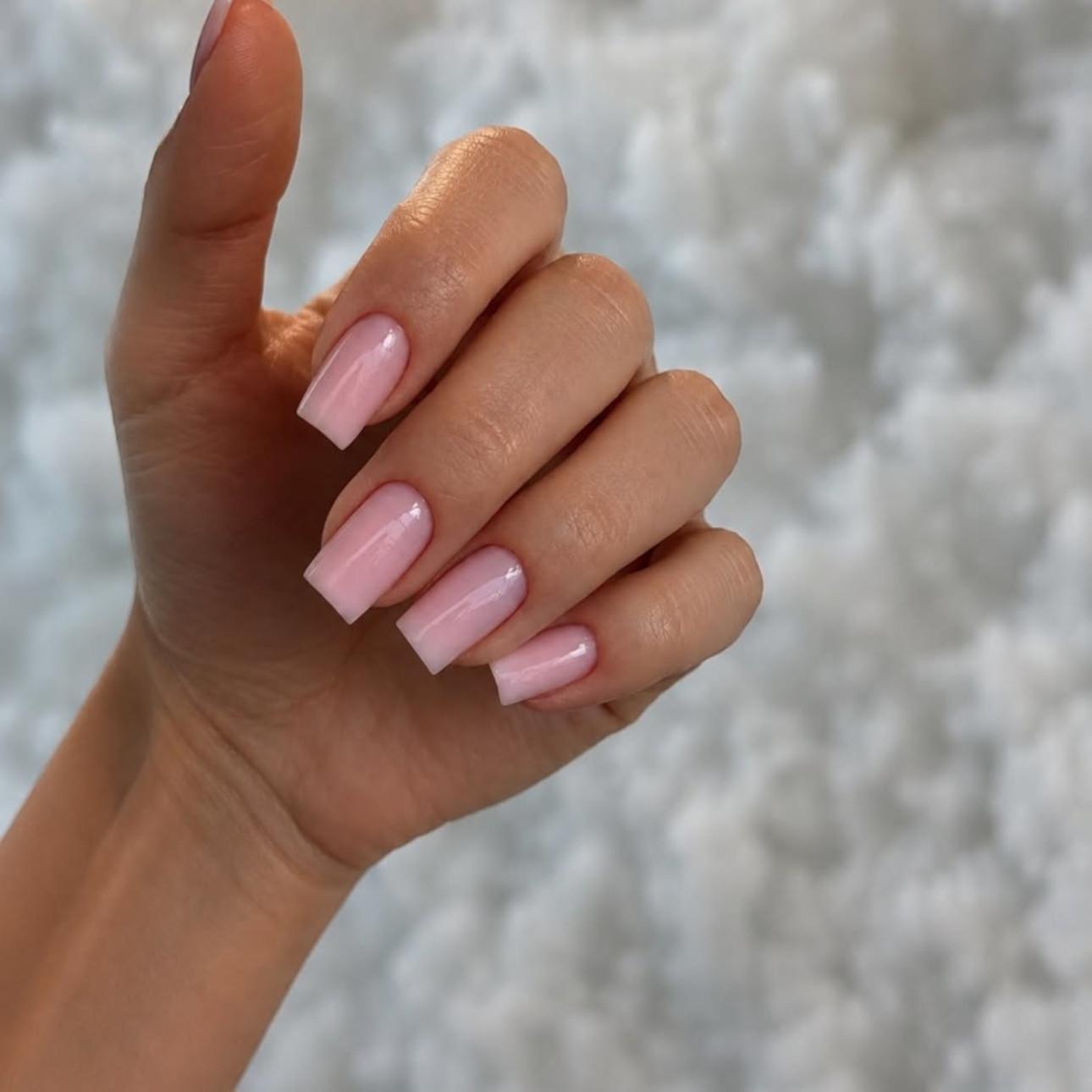 Φωτογραφία/Instagram @﻿bambybeauty