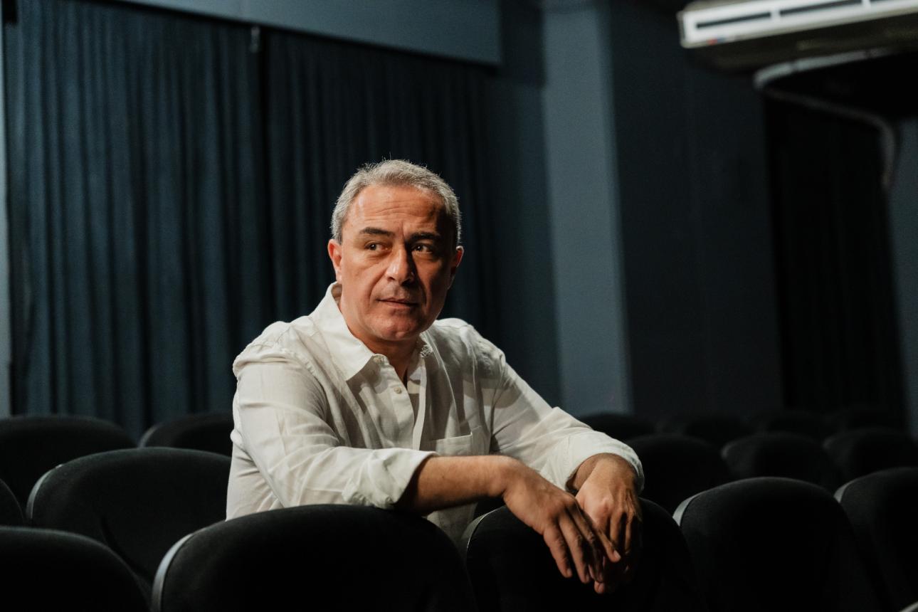 Θανάσης Κουρλαμπάς/Φωτογραφία: Παναγιώτης Μάλλιαρης για το Bovary.gr