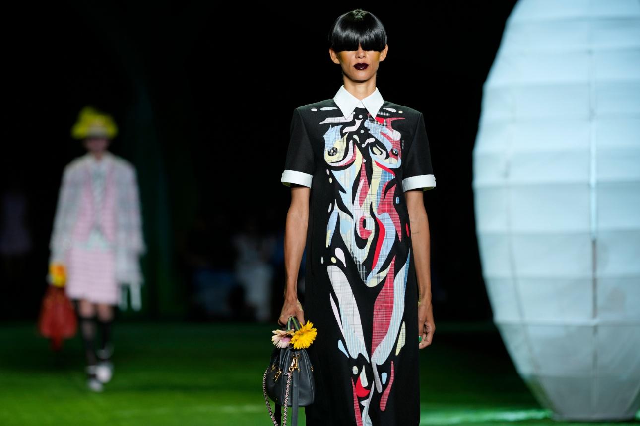Thom Browne S/S 2027/ AP Images