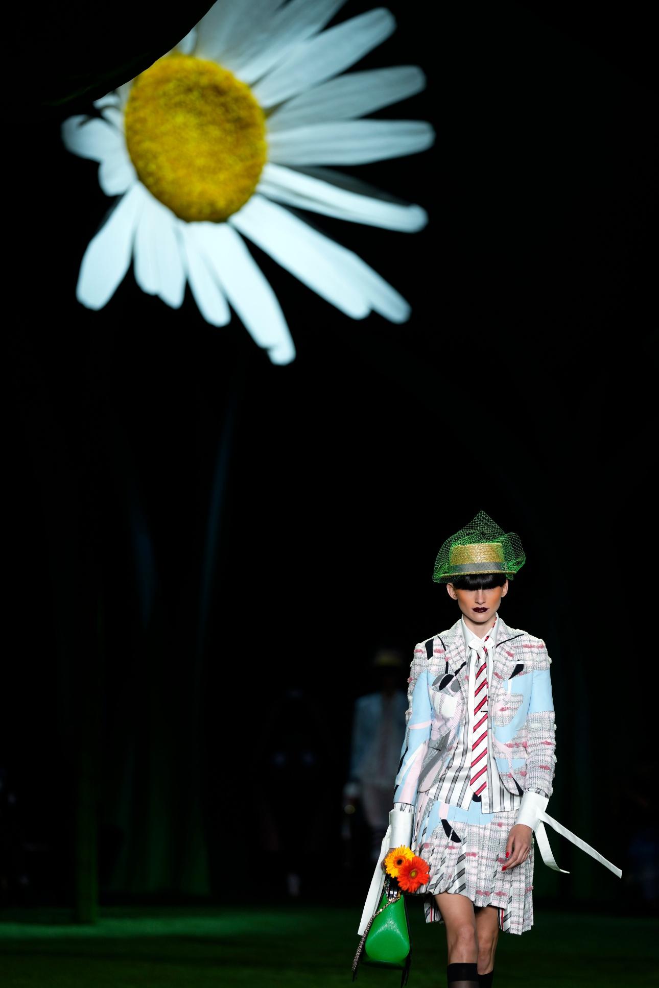 Thom Browne S/S 2027/ AP Images