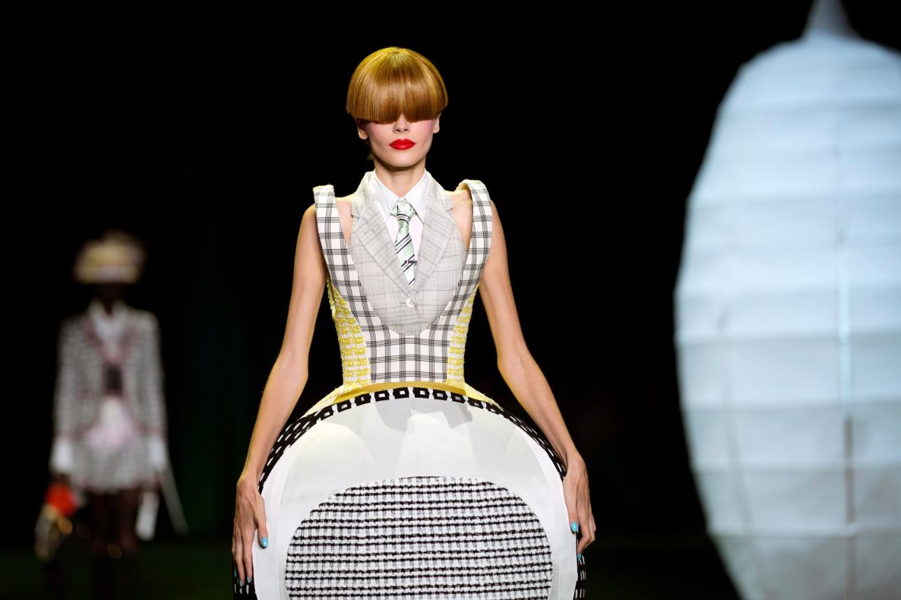 Thom Browne S/S 2027/ AP Images