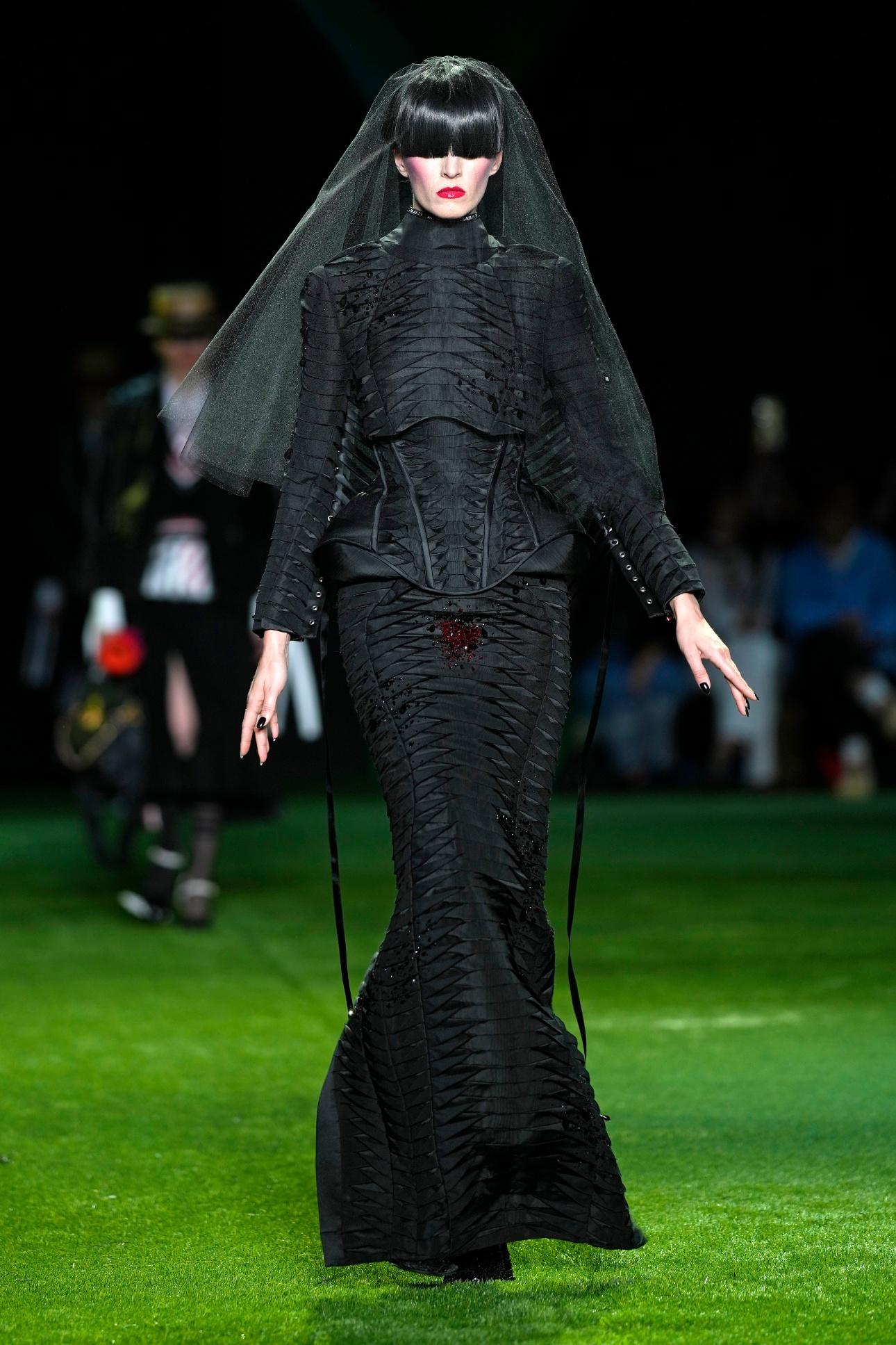Thom Browne S/S 2027/ AP Images