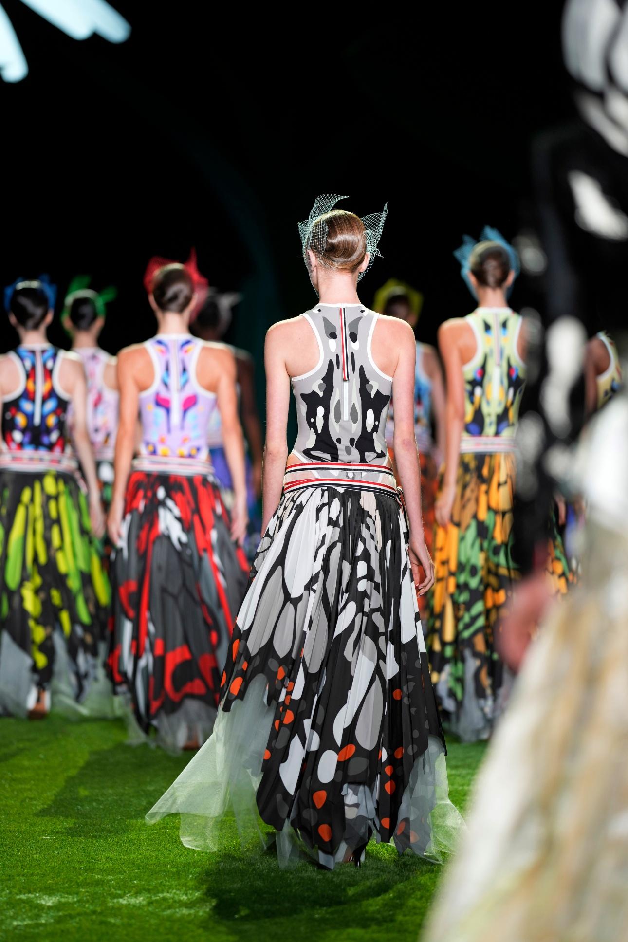 Thom Browne S/S 2027/ AP Images