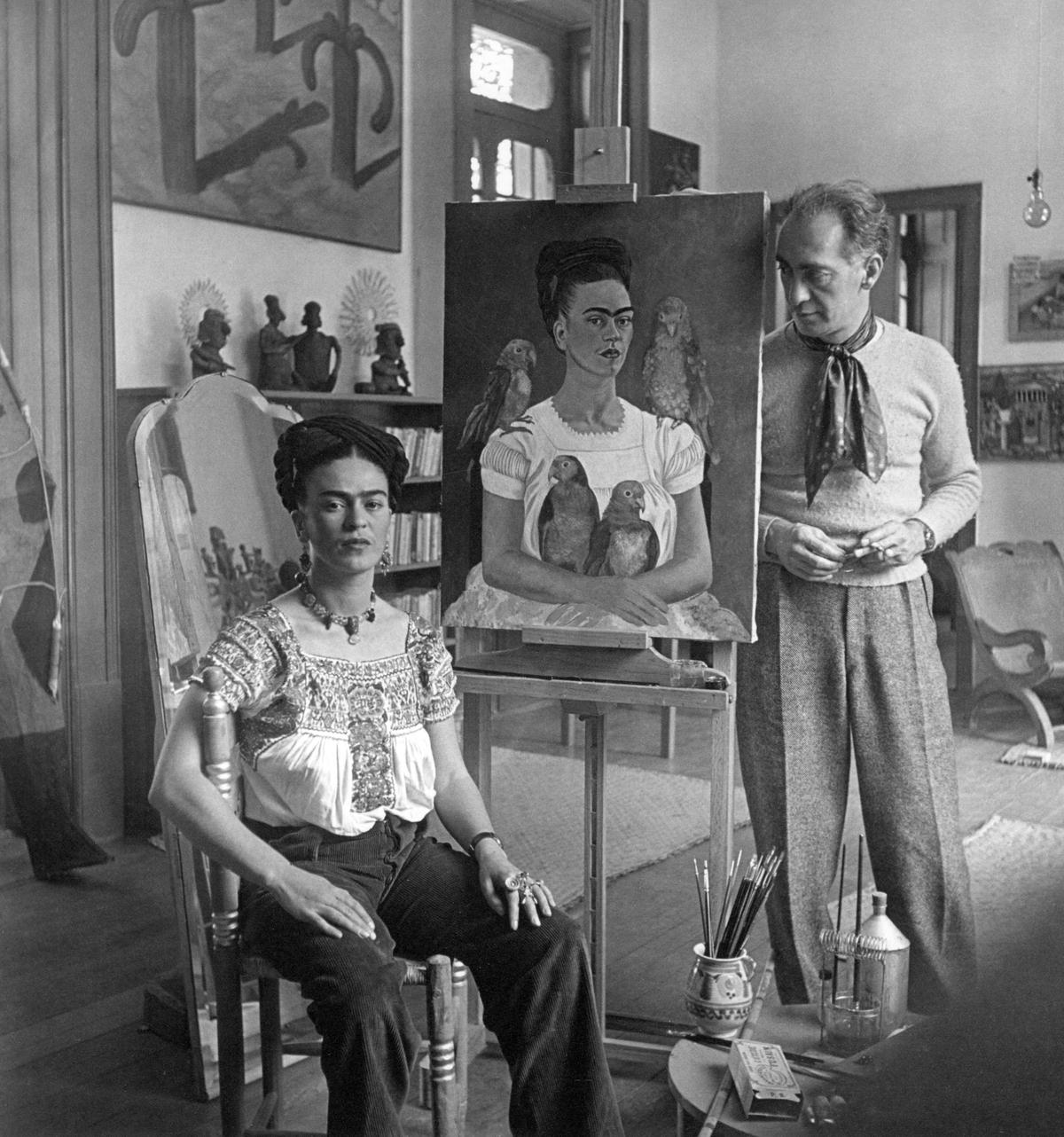 Φωτογραφία: Throckmorton Fine Art /«Frida Kahlo Forever Yours»