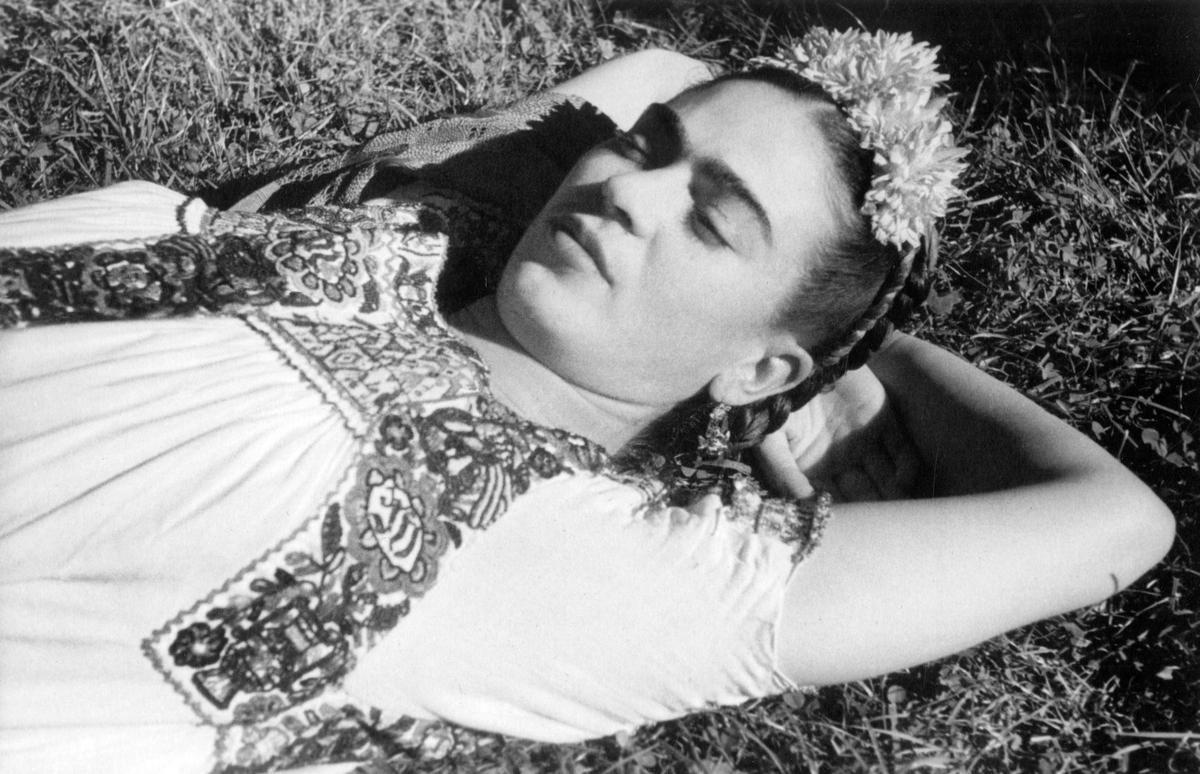 Φωτογραφία: Throckmorton Fine Art /«Frida Kahlo Forever Yours»