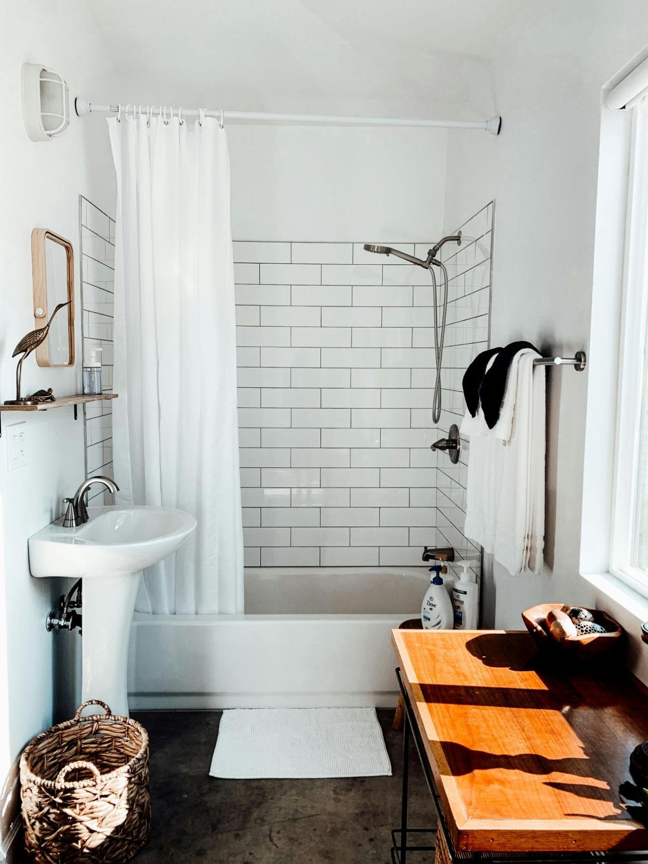 Oι κουρτίνες του ντους απελευθερώνουν τοξικές ουσίες στο μπάνιο / Pexels