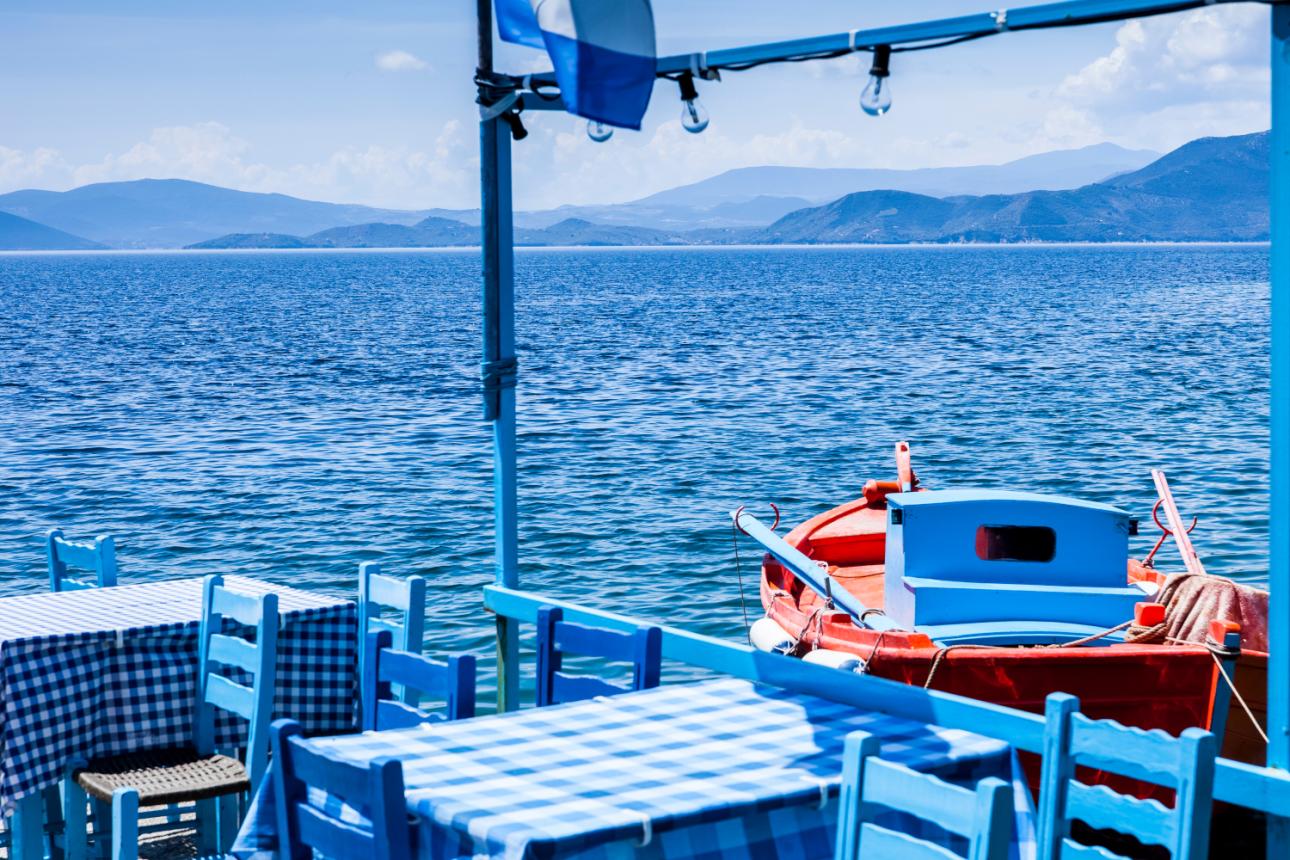 Το πρωινό ξεκινά με άρωμα θάλασσας.