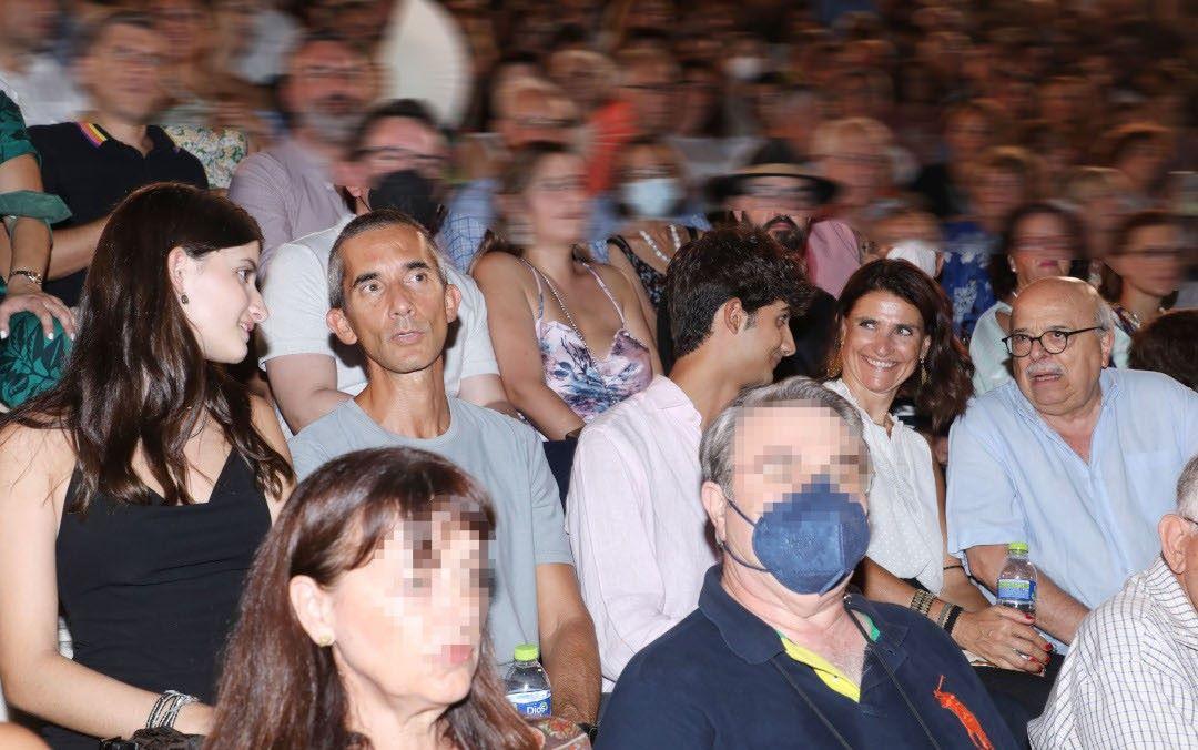 Τίμος Δασκαλόπουλος-Τζωρτζίνα Σερπιέρη με τα παιδιά τους, Δημήτρη και Μελίνα/ Φωτογραφία: NDP Photo Agency 