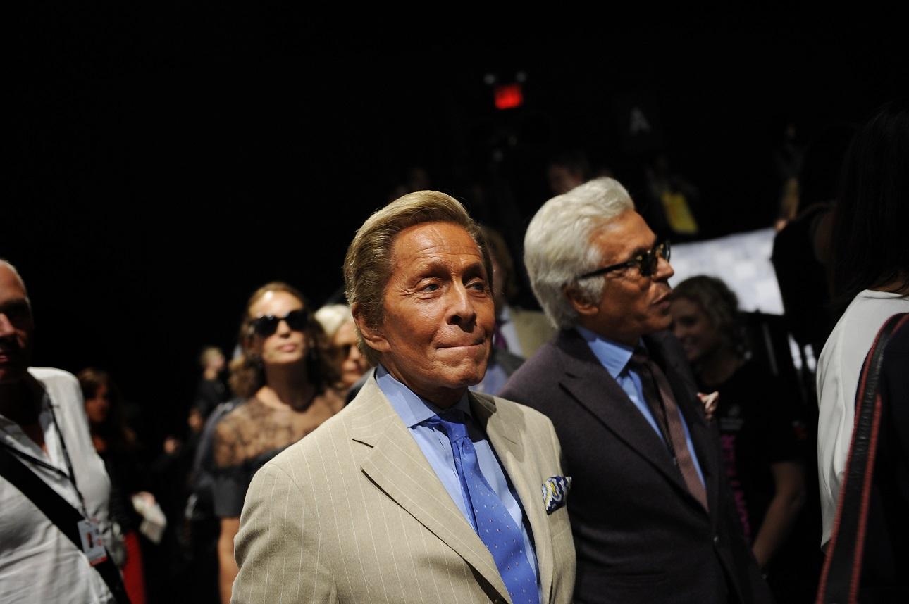 Ο Valentino Garavani με τον Giancarlo Giammetti στο Spring 2012 fashion show της Diane Von Furstenberg/ AP Images
