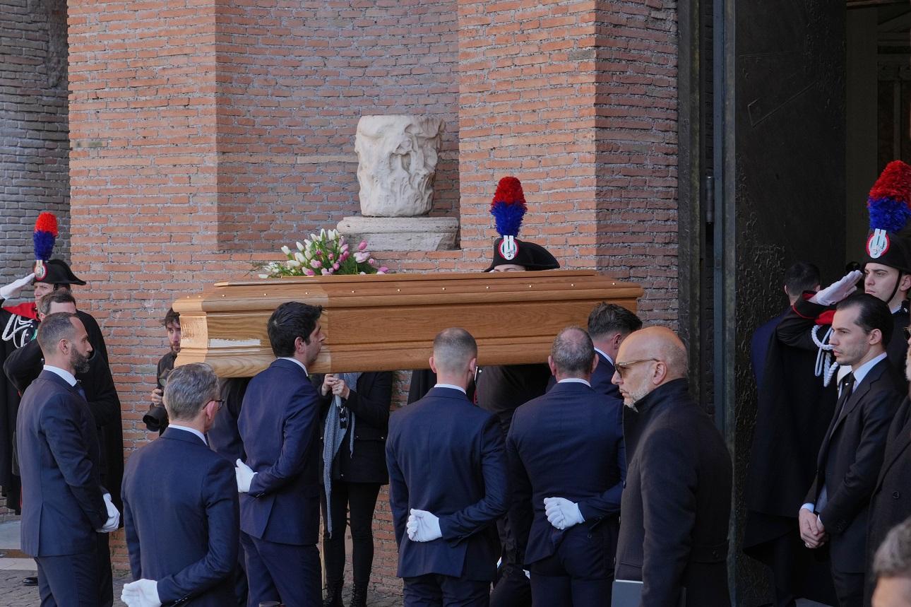 Η κηδεία του Valentino/ AP Images