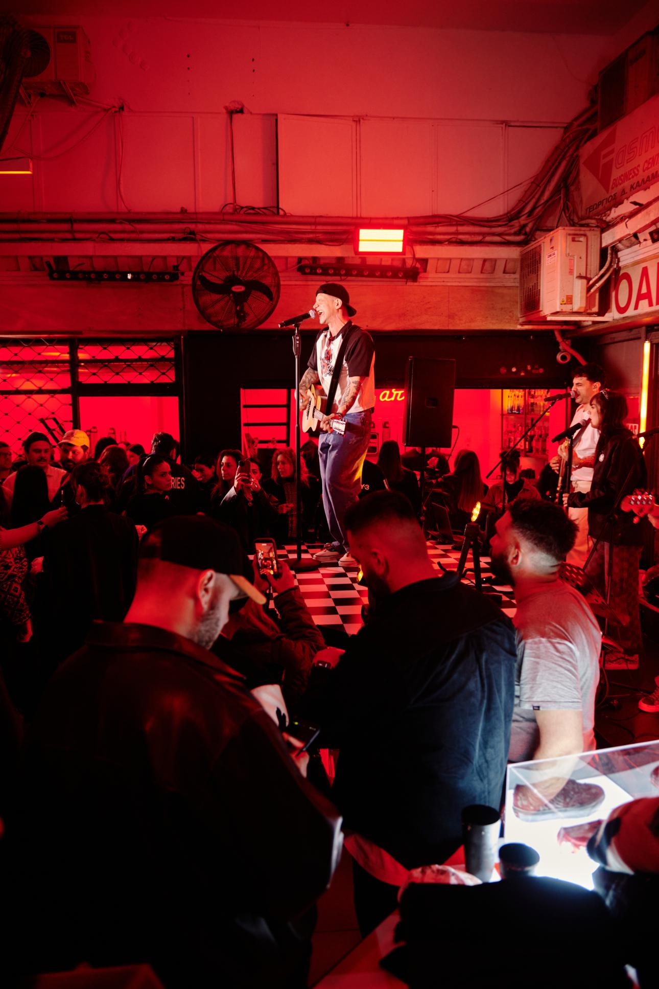 Athens is «Off the Wall»