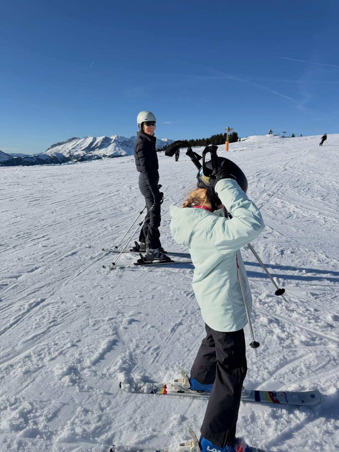 Βίκυ Καγιά και Μπιάνκα Κρασσά/ @vickykaya_