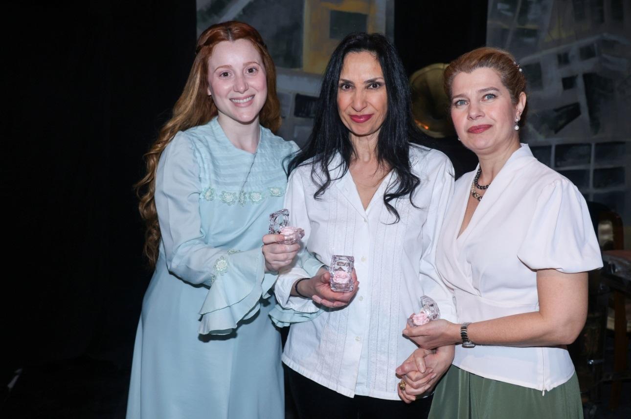 Μαρία Φραγγεδάκη-Κερασία Σαμαρά-Βίκυ Μαραγκάκη