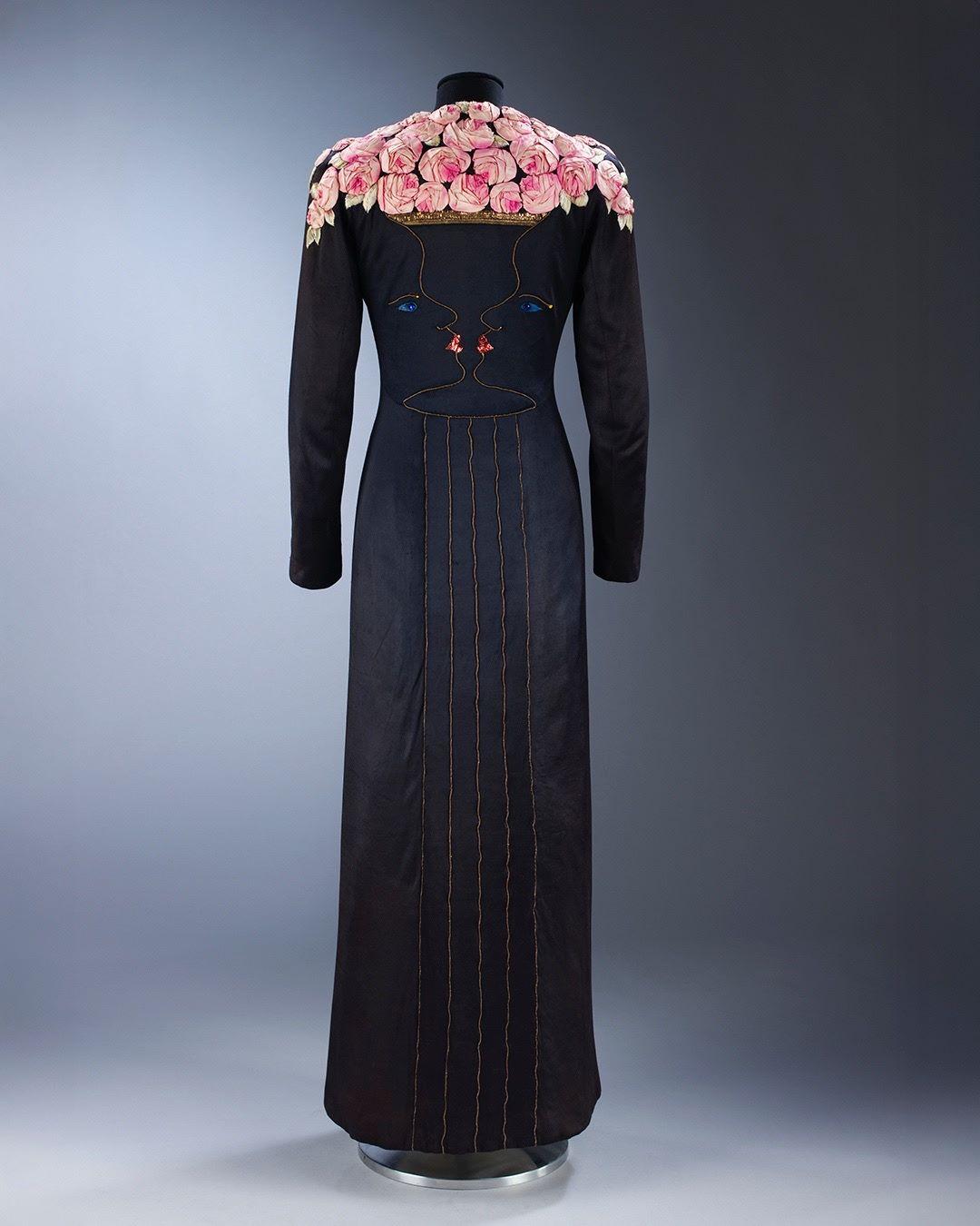 Έκθεση για την Έλσα Σκιαπαρέλι στο Victoria and Albert Museum/ Φωτογραφία: Victoria and Albert Museum