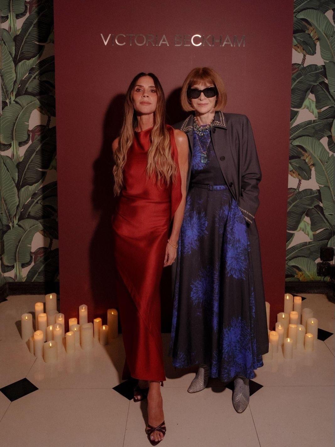 Με την Anna Wintour/ Φωτογραφία: IG @victoriabeckham