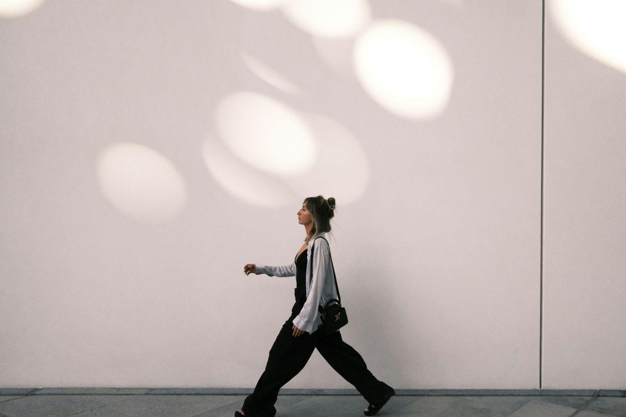 Περπάτημα/ Φωτογραφία: Unsplash 