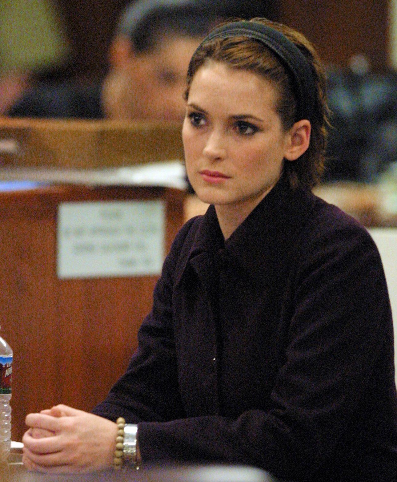Η Γουινόνα Ράιντερ στο δικαστήριο/ Φωτογραφία: AP  